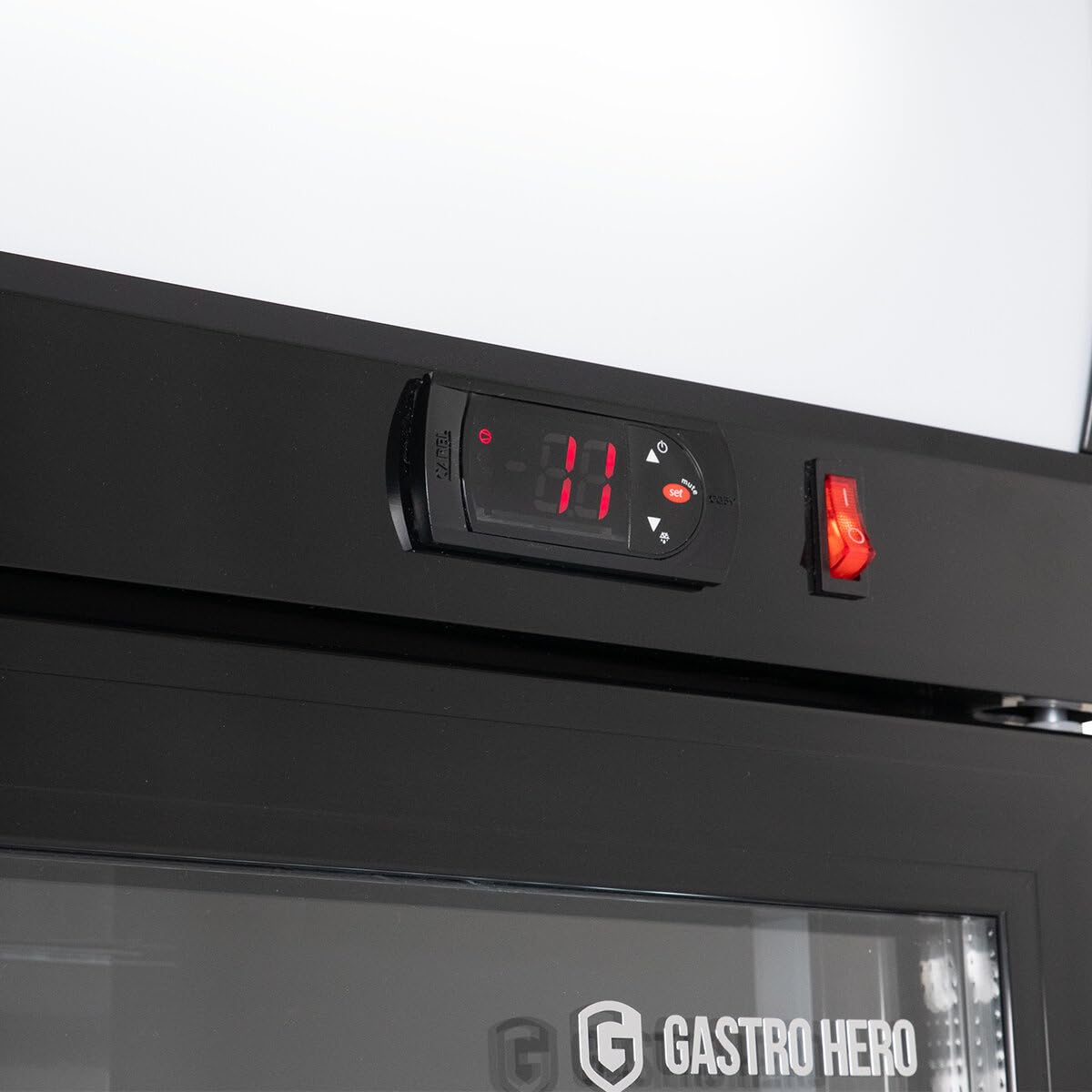 GastroHero Getränkekühlschrank Eco 630 630L Glastür Innenbeleuchtung schwarz Gastronomiebedarf