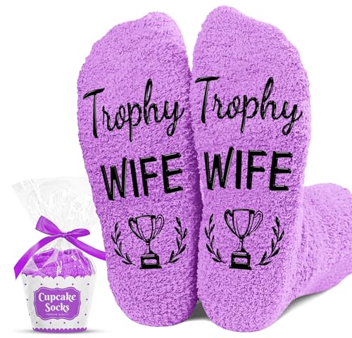 Image of VICRAZY Father Day Gifts for Husband, Dad, Grandpa, Men - First Mother's Day for Pregnancy Mom, Wife - Funny Bigfoot gifts