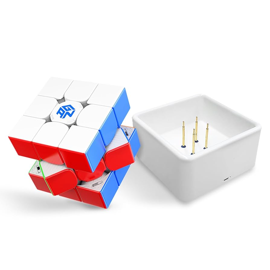 GAN12 ui FreePlay Speed Cube with Charging Base, 3x3 Smart