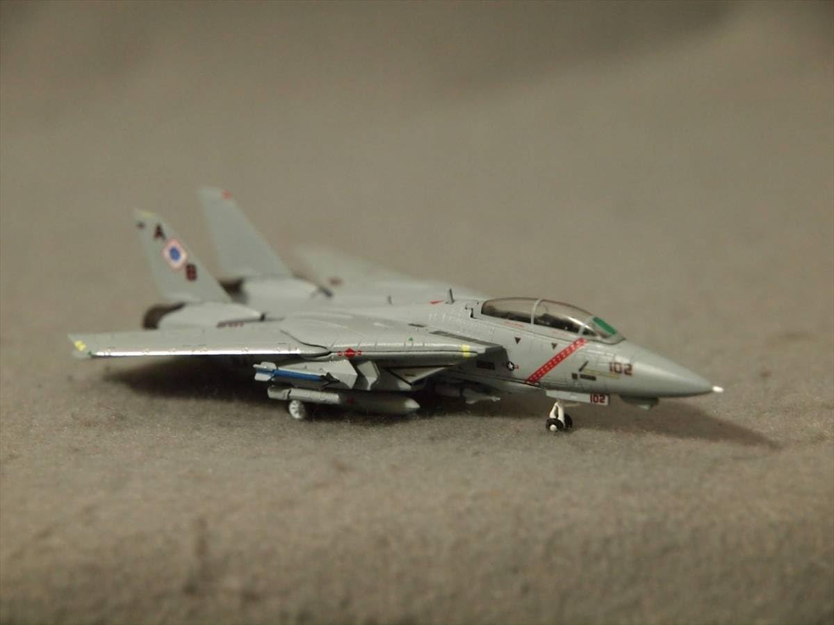 Amazon | 1/200 アメリカ海軍 F-14B トムキャット VF-102 Diamondbacks