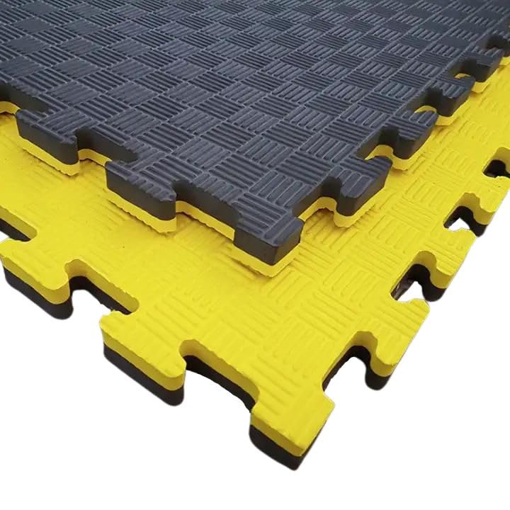 Tatami Puzzle 100x100x4 cm Set 10 Pezzi Nero/Giallo | Pavimento Palestra Antitrauma per MMA, Judo e Arti Marziali