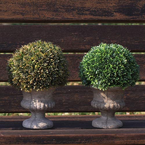 Plantes vertes et fleurs artificielles en pot pour decoration de table