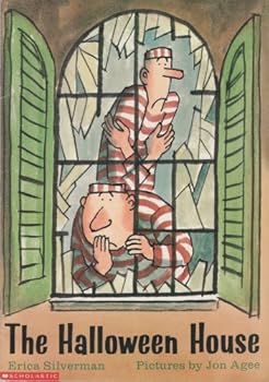 Paperback The Halloween House Book