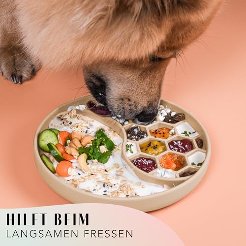 ne&no® Anti Schling Napf für Hunde und Katzen I Slow Feeder I Leckmatte Hund mit großem Saugnapf I Schleckmatte Katze für Nassfutter und Trockenfutter (Taupe)