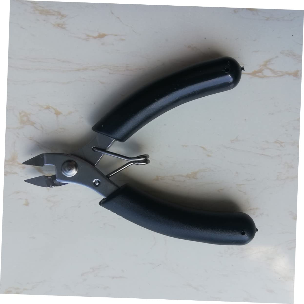 VILLCASE Badminton Racket Wire Cutters Tennis Racket Accessories Clamp Wire Stretcher Diagonal Pliers Cutters Black