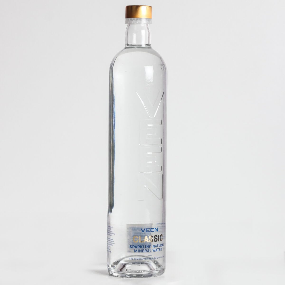 Veen Natural Mineral Sparkling Water from the Himalayas, 660 ml (Bottled from a pristine spring in Bhutan | Premium Glass Bottle | Pure and Pristine Himalayan Water) (B09PL4JBTR) Amazon Price History, Amazon Price Tracker