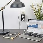 Tripp Lite Isobar Bande de puissance du protecteur de surpression, 2-Outlet Plug-in direct, 1410 Protection des joules, garantie limitée à vie, noir & $10,000 Assurances (ULTRABLOK)