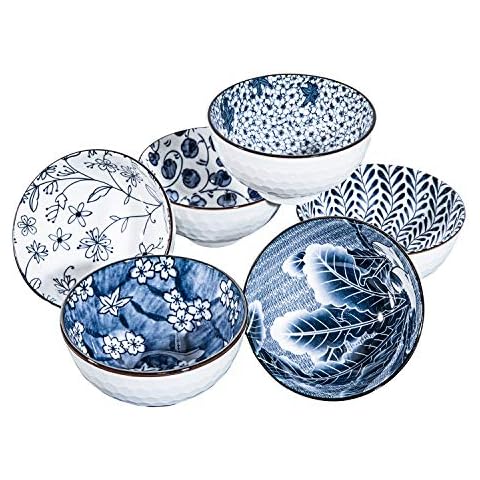 Swuut Japanese Style Ceramic Cereal Bowls,10 Ounces Salad,Soup,Rice Bowl Set,Blue and White (4.5 inch) Cover