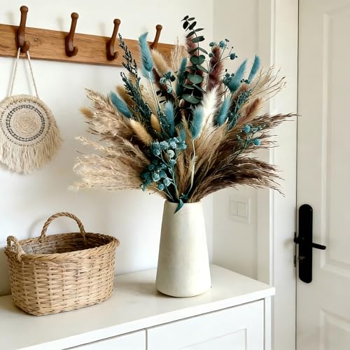 Ramo de flores secas azul con pasto pampas y eucalipto miniatura 6