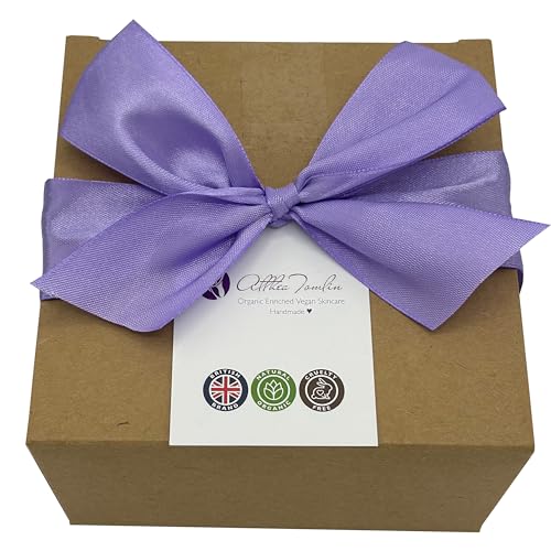 Mothers Day lavender organic gift box for women, lavender gift set, lavender pamper box, lavender gift with calming lavender spray, body cool gel, body lotion, gift boxed with ribbon and tag