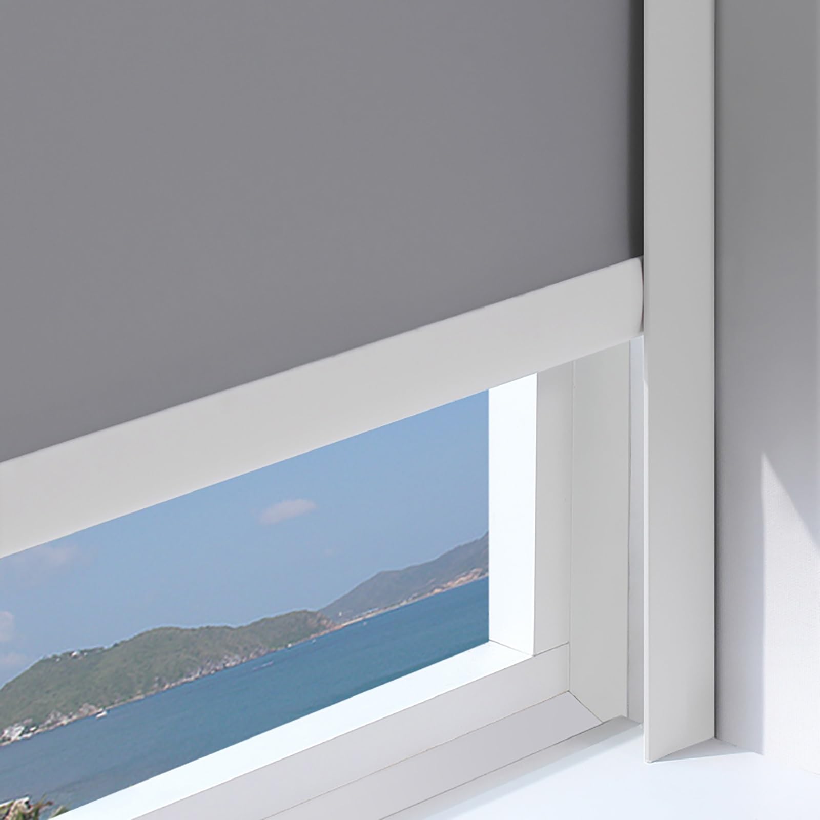 SRNSAEB 2 Pack Light Blocking Strips for Window Frame L Shape, Custom Light Blockers Along The Sides Of Blackout Blinds, Black White Grey PVC Blackout Shade Side Rails(2pcs White,120cm/47.2in/3.9ft)
