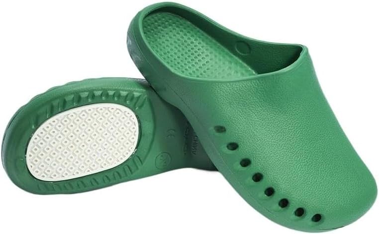 HuayoRong Men's & Women's Slip Resistant Work Shoes - Classic Clogs Cave Shoes - Chef Shoes (Green,M 5-5.5/W 6-6.5)