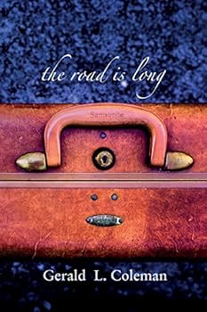 Paperback The road is long Book