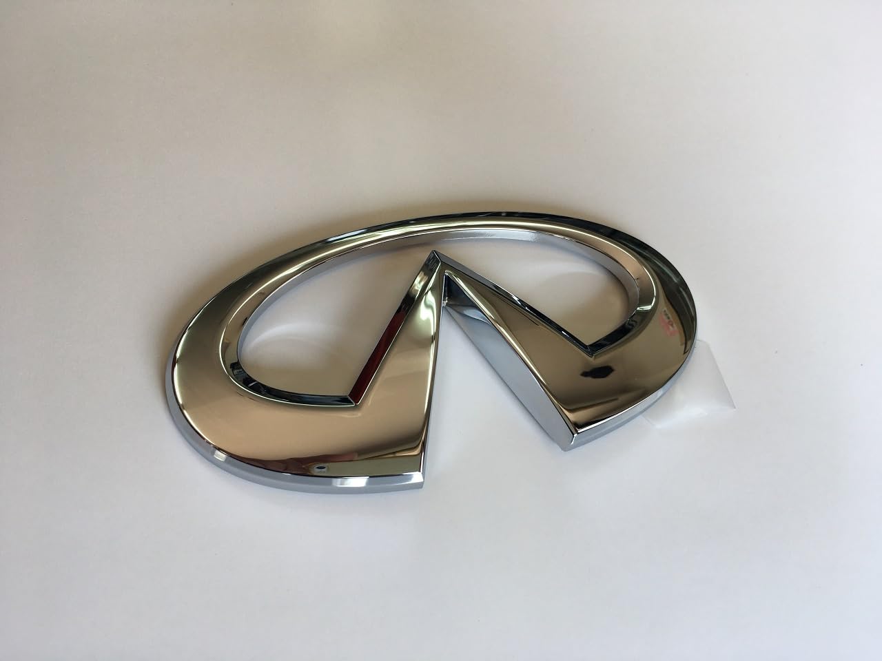 Amazon | Y51日産フーガ用 輸出仕様 INFINITI 純正エンブレム リア