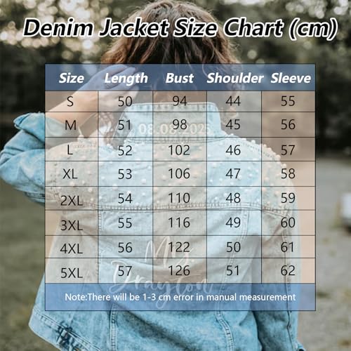 UIDMEN Personalisierte bestickte Jeansjacke für die Braut, Jacke für die zukünftige Frau, individueller Name der Braut und besonderes Datum, Perlen-Jeansjacke, Geschenke für Hochzeit, Verlobung
