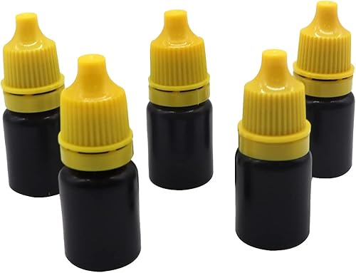 Snadulor 60 botellas vacías de plástico negro con gotero exprimible de 0.2 fl oz con tapa protectora, botella de gotas para los ojos (tapa amarilla)