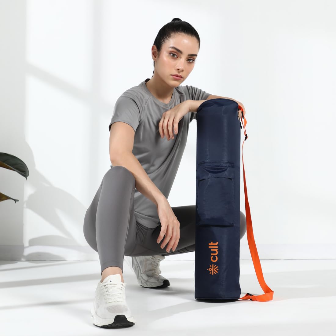 CULT Yoga Mat Carry Bag – Durable Polyester with Adjustable Shoulder Strap, Side Utility Pocket & Mesh Bottle Holder, Water-Resistant, Lightweight & Portable Cover – Fits Yoga Mats up to 6mm –Navy
