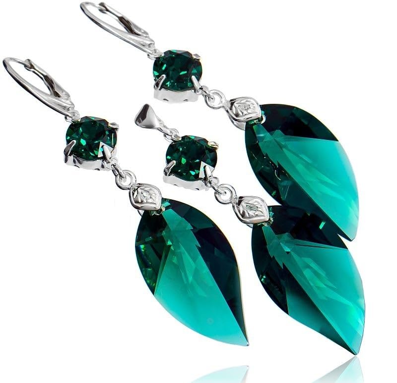 Boucles d'oreilles émeraude en argent pour illuminer vos soirées chic