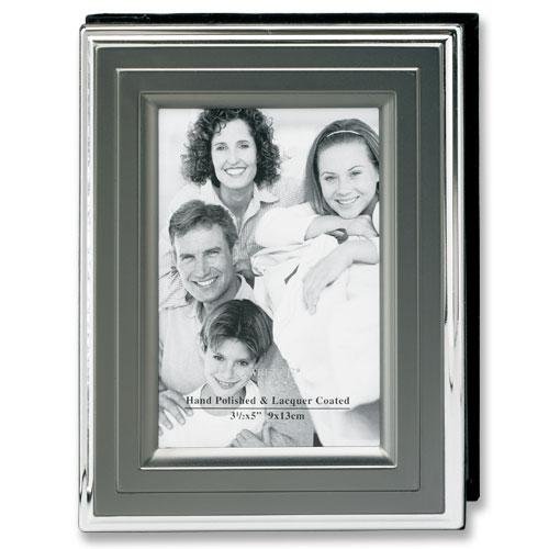 PARK DRIVE mini-max album with frame cover displays 60 4x6 photos. - 4x6