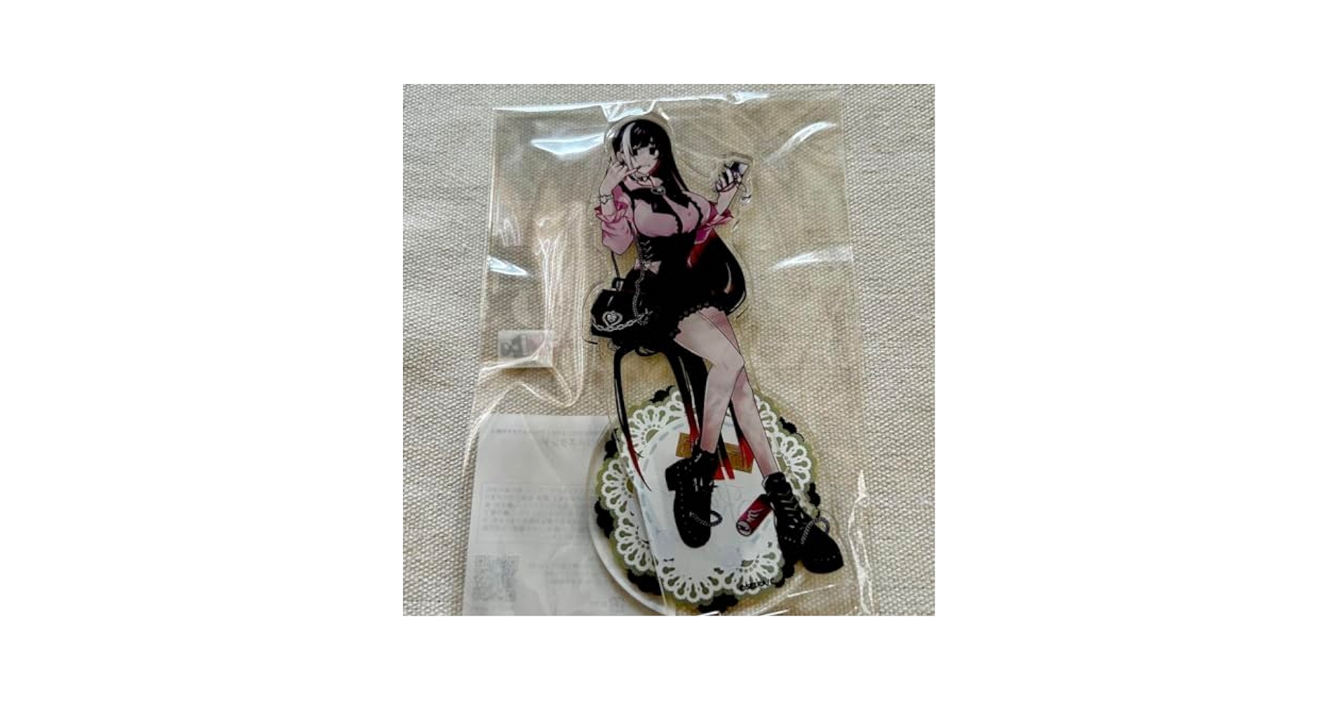 ガチ恋粘着獣　アクリルスタンド　カラオケの鉄人　カラ鉄　アクスタ　コスモ　琴乃 Amazon.co.jp: ガチ恋粘着獣 カラオケの鉄人 カラ鉄 アクリル