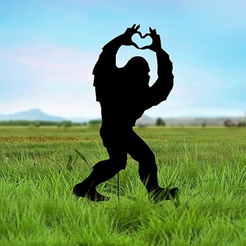 3.3ft Tall Metal Bigfoot Yard Decor Garden Stakes Display Life Size, Bigfoot Sasquatch Outdoor Yard Art, Bigfoot Statue for 4th of July Decorations, Paito, Lawn Cover
