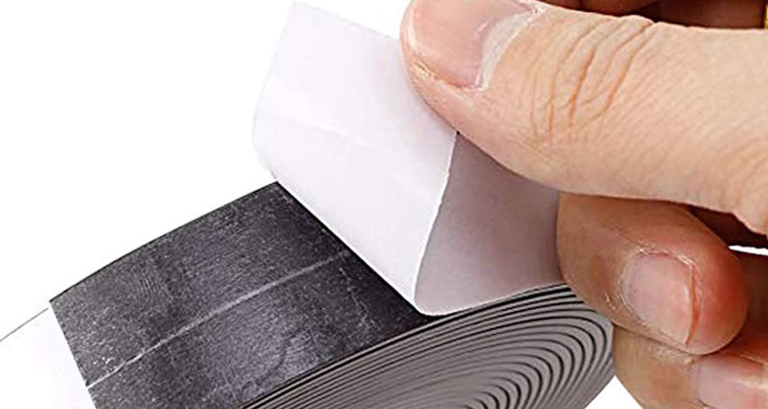 TUKA-i-AKUT 30m x 2cm Cinta Magnética Autoadhesiva, Tira de Imán de Goma con Adhesivo Prime, Banda Adhesiva para Imantación de Fotos, Pictogramas, Material de Presentación. Cortable, 3x10m TKD9035