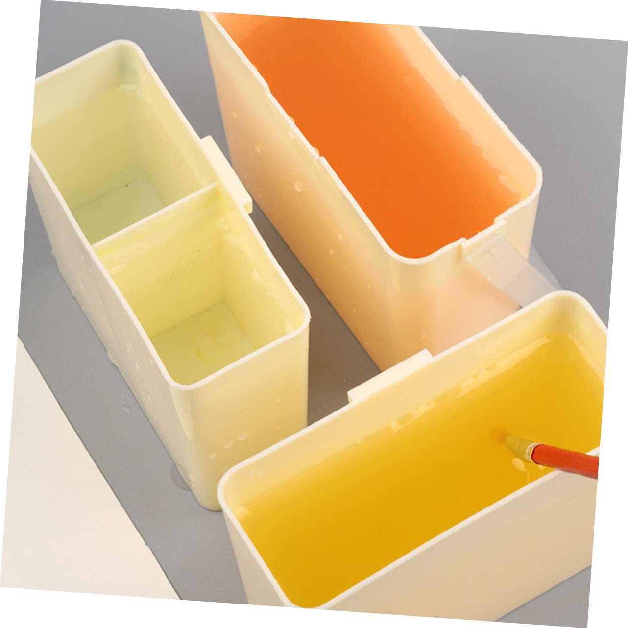 Gogogmee Artists Brush Wash Containers Multi-Functional Painting Brush Holder Bucket