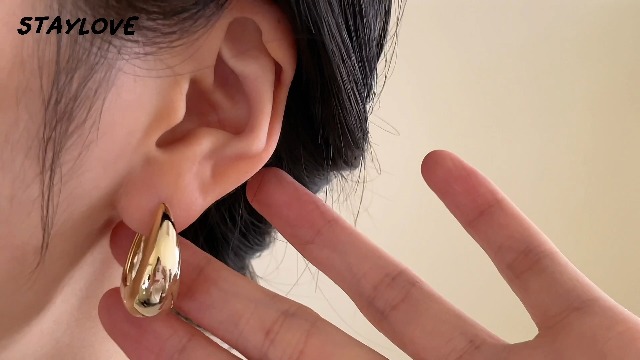 Amazon.com: STAYLOVE Small Chunky Gold Hoops Teardrop Huggie