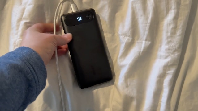 seedaa/A1383-12/ Anker Power Bank (20K, 87W, Built-In USB-C Cable