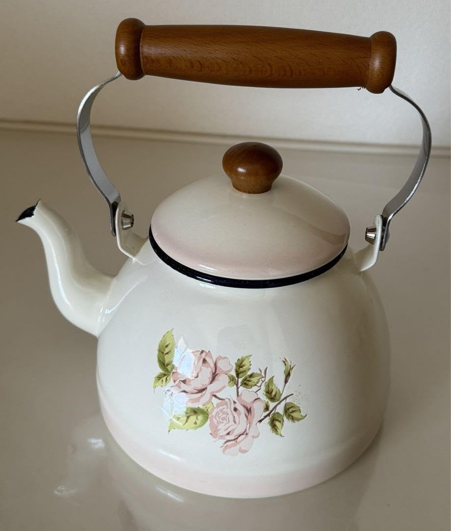 イマン ダイアナローズ ケトル