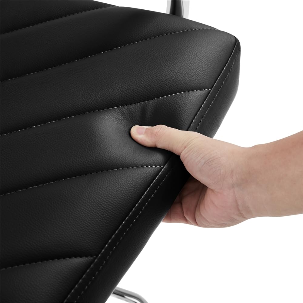 Yaheetech Lot de 2 Tabourets de Bar avec Accoudoirs Réglables en Hauteur Siège Rotatif sur 360°, Chaises de Bar en Similicuir et Pied en Métal, Tabouret Haut Moderne pour Bar Salle à Manger Noir