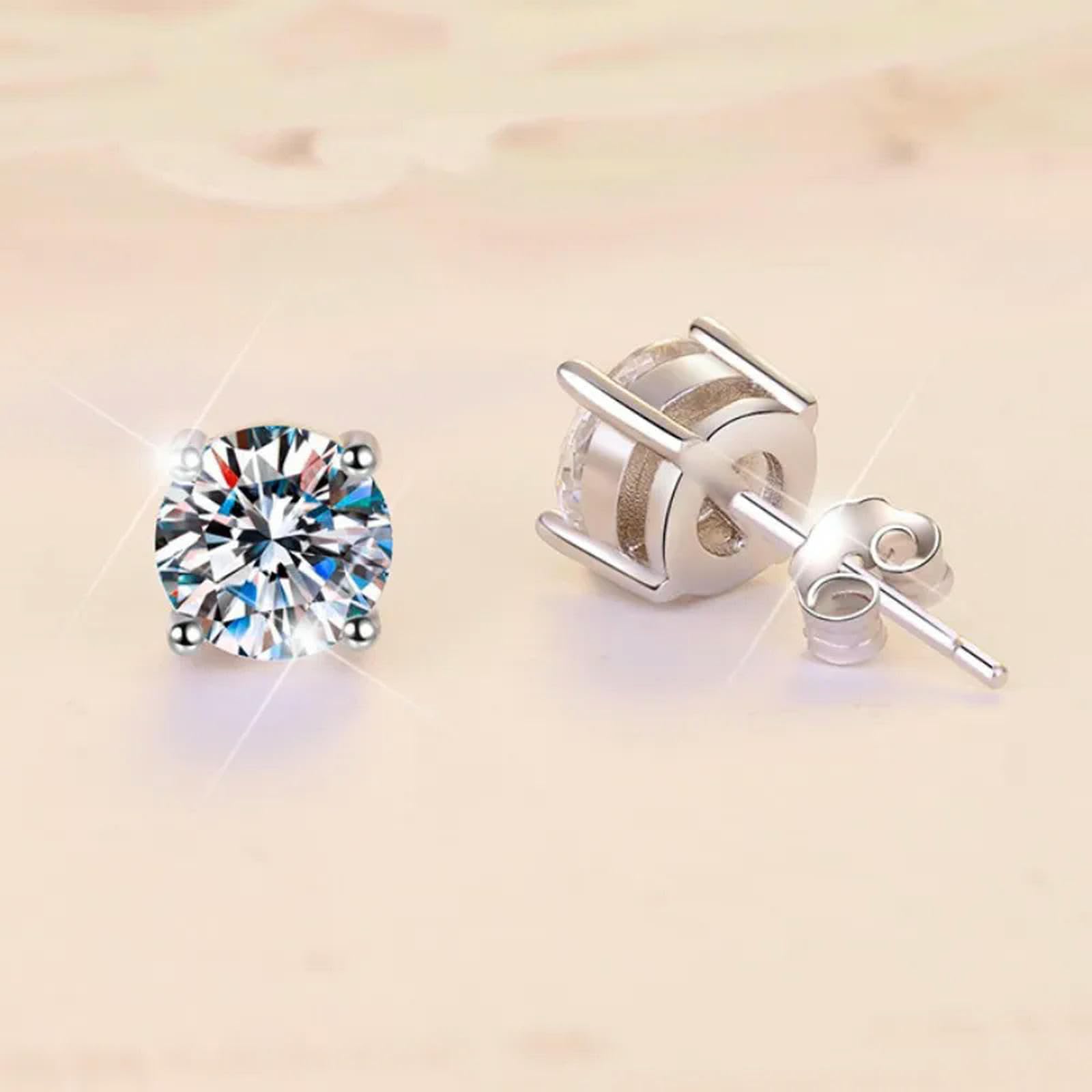 m.mom様　4本爪2段PT天然ダイヤモンドピアス 計１ct ソーティング付き Amazon.co.jp: メーカー価格 クラシック 2CT ダイヤモンド 4爪 VVS1