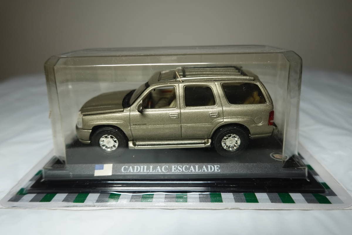 Amazon | 1/43 デルプラド CADILLAC ESCALADE キャデラック