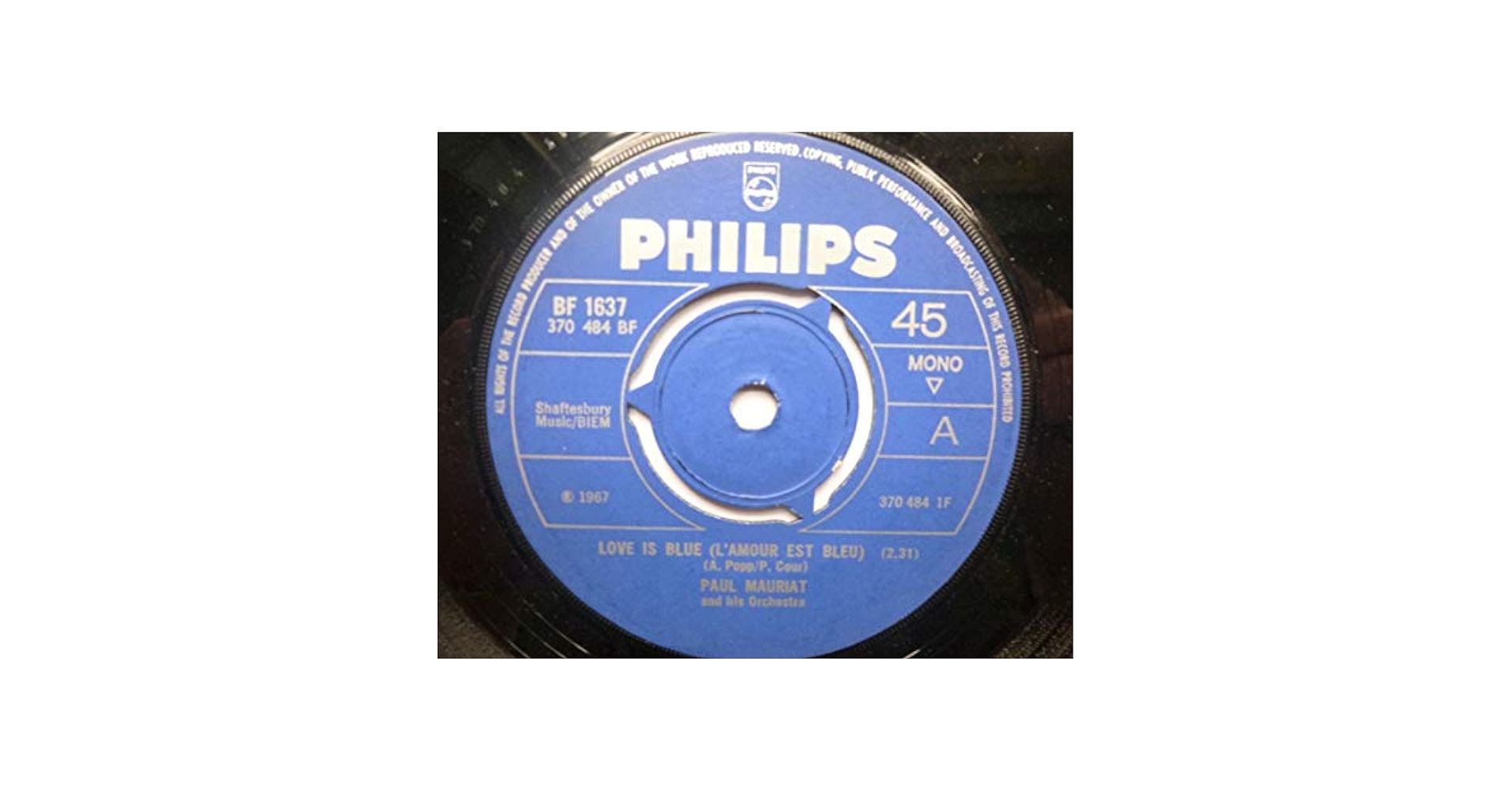 Amazon.co.jp: Love Is Blue (L'Amour Est Bleu) - Paul Mauriat