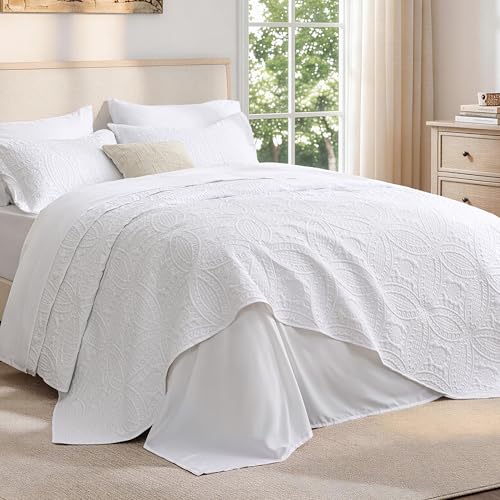 Love's cabin King Quilt Set White, Bed in a Bag King Size Bedding 7 Pieces, Ultrasonic Embossed Coin Pattern Comforter, Lightweight Bedspreads for All Seasons Quilt with Sheets, Pillowcases & Shams
