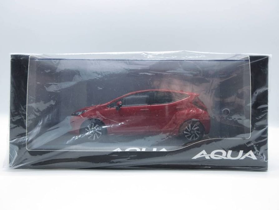新型アクア 後期型 ミニカーカラーサンプル エモーショナルレッド 赤【非売品】 Amazon | 1/30 トヨタ 新型アクア AQUA カラーサンプル ミニカー