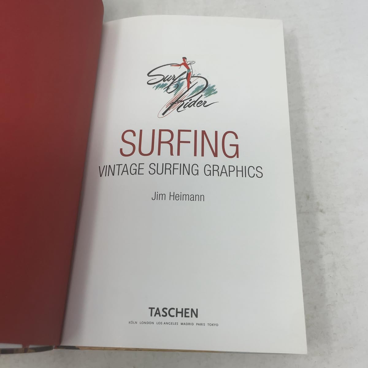 Surfing: Vintage Surfing Graphics
