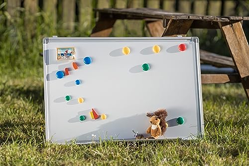 Schaffer Knuddel mich! Magnet Kuscheltier Eichhörnchen Luzy, 12x6x8 cm, Braun