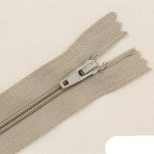5pcs Nylon Coil Zippers 3# for Tailor Sewing Crafts Nylon Zippers Bulk 12cm 15cm 20cm 25cm 30cm 35cm 40cm 45cm 50cm 55cm 60cm-deep Beige num308,5pcs,50 cm