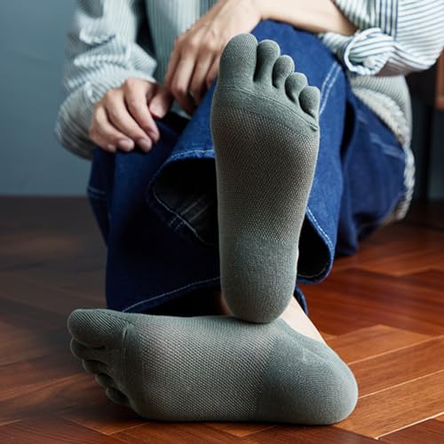 Yizelli 3 Pairs Solid Color Toe Socks for Men Breathable Thin Invisible Five Finger Socks for Spring Summer2