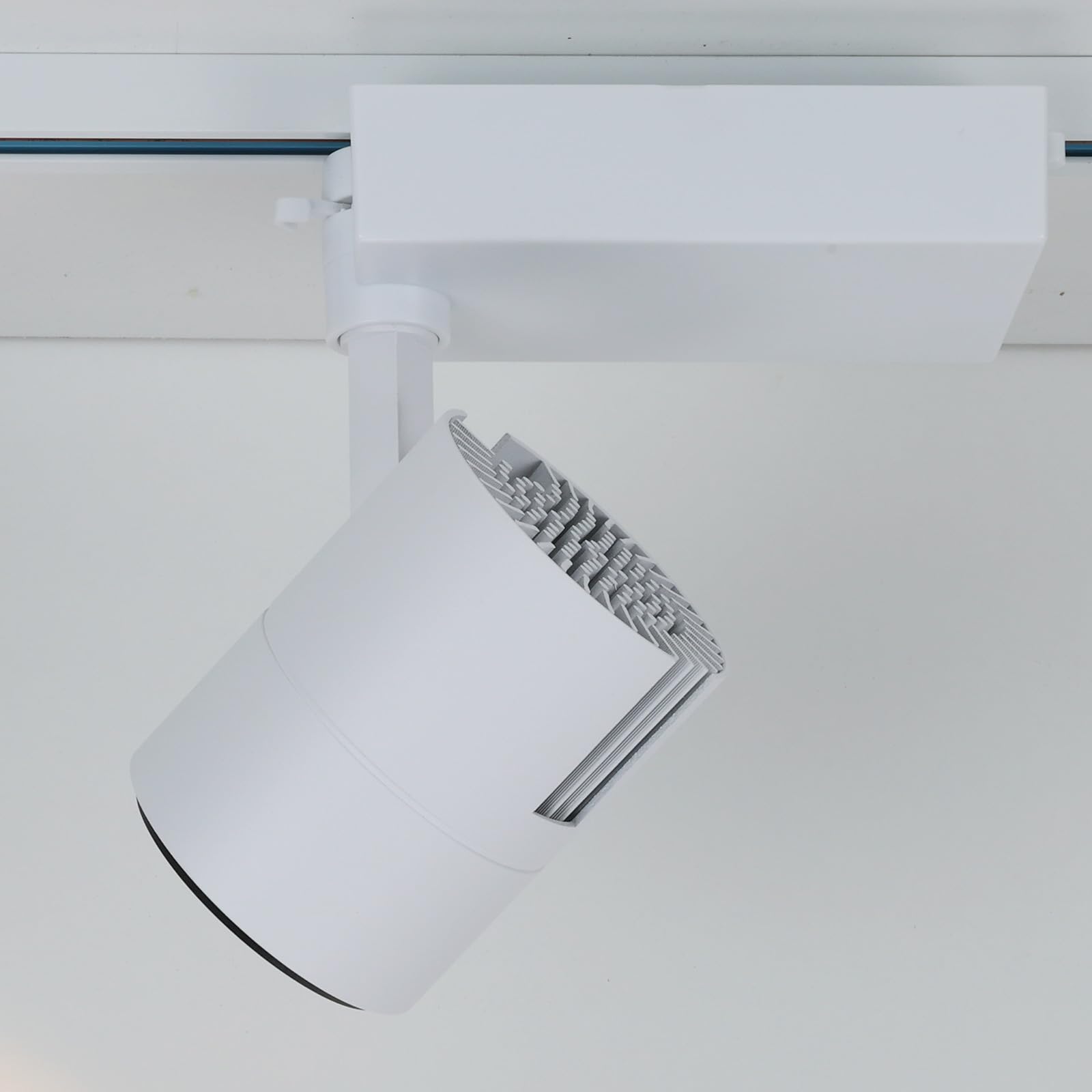 Alpinaluz Foco LED Blanco para Carril Monofásico 220V – 40W con CCT Ajustable 3000K/4000K/6000K – Proyector de Alta Potencia y Disipación de Calor – Orientable para Tiendas y Galerías