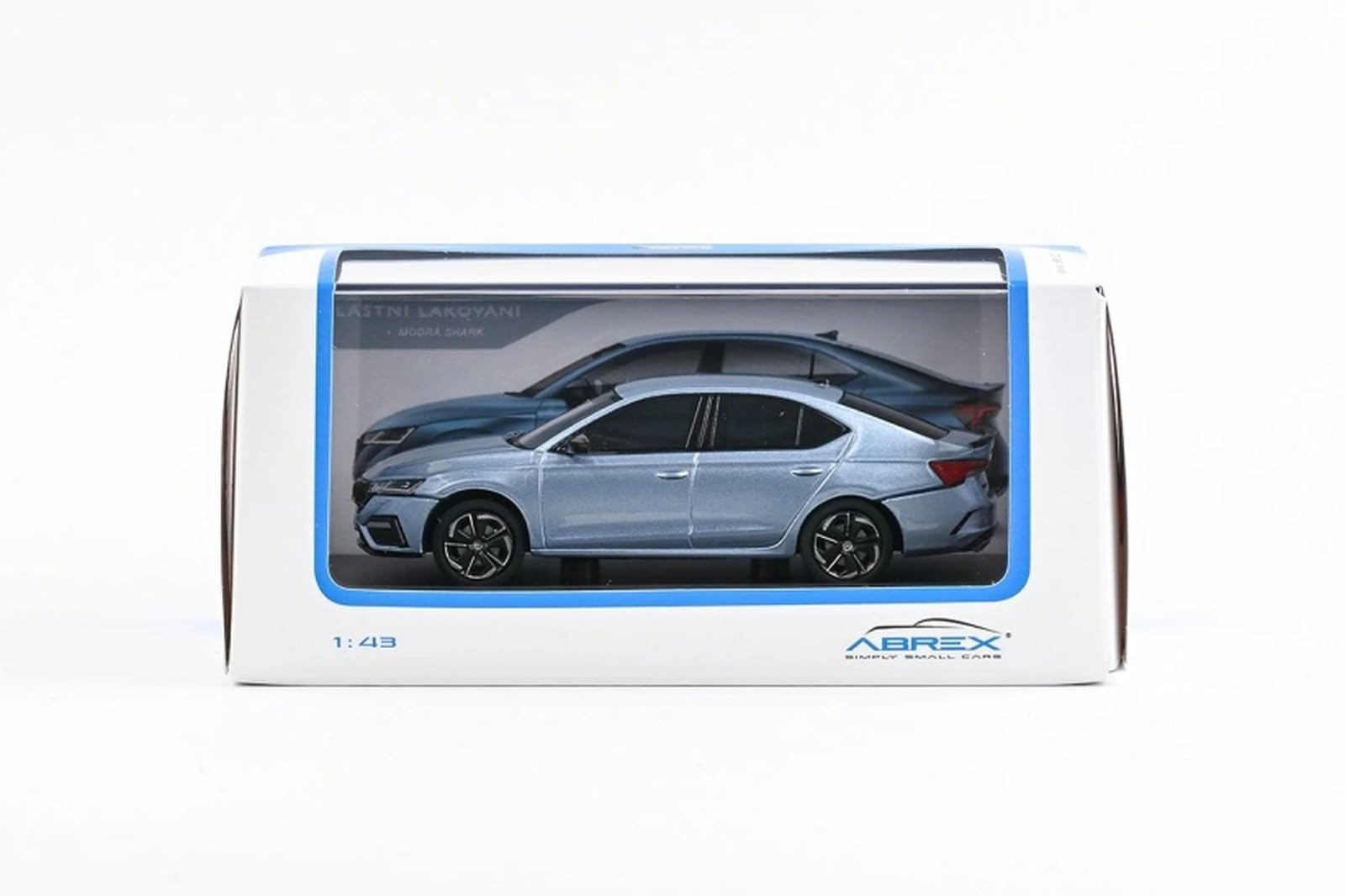 Skoda Octavia IV RS (2020) 1:43 Diecast metalowy model samochodu, wierny model kolekcjonerski i samochód zabawkowy dla dzieci i dorosłych, miniaturowy pojazd jako prezent – niebieski rekin