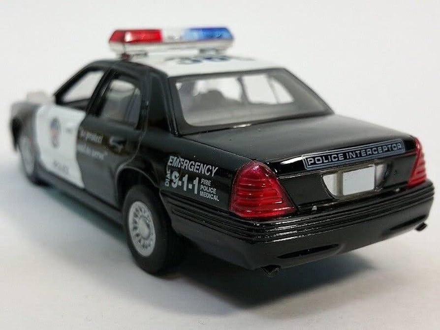 ミニカー Ford CROWN VICTORIA POLICE CAR Amazon.com: KiNSMART Ford Crown Victoria 1:42 Scale 5