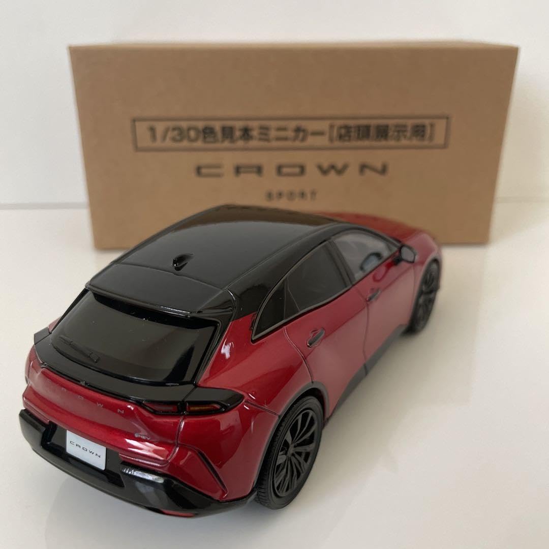 トヨタ■非売品 クラウン クロスオーバー 1/30色見本ミニカー【店頭展示用】(ブラック) 1&frasl;30 トヨタ 新型クラウン CROWN クラウンクロスオーバー 最新モデル