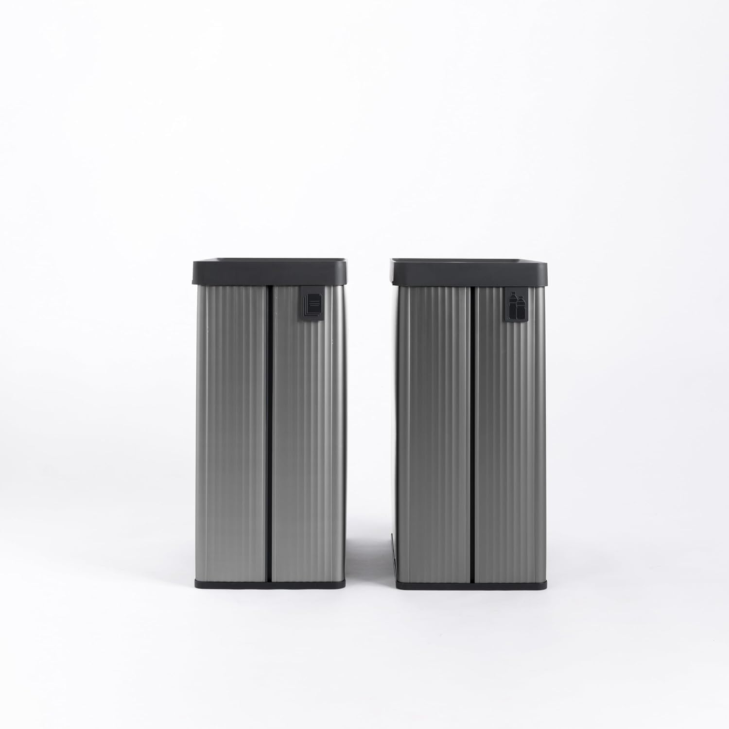 Curver Keter Verto, Pattumiera Raccolta Differenzata, Doppio Scomparto, Design Elegante, Riciclabile, Ideale per Bagno, Soggiorno o Ufficio, Capacità 54 Litri, Grigio Perlato