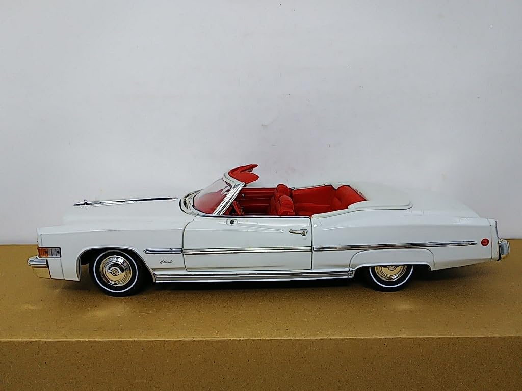 1947yキャデラック1/18全長30センチ ansoダイキャスト 1947yキャデラック1/18全長30センチ ansoダイキャスト Amazon