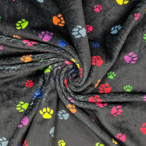 Superweicher Fleece-Stoff, kleine Pfoten auf schwarzem Muster