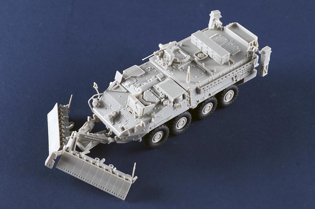 Trumpeter 1/72 amerykański M1132 Inżynier Striker Pojazd pomocniczy z SMP i plastikiem Model 07427 (pojazd wojskowy)