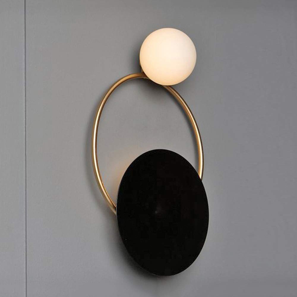 Applique murale géométrique pour créer une ambiance chaleureuse dans la chambre