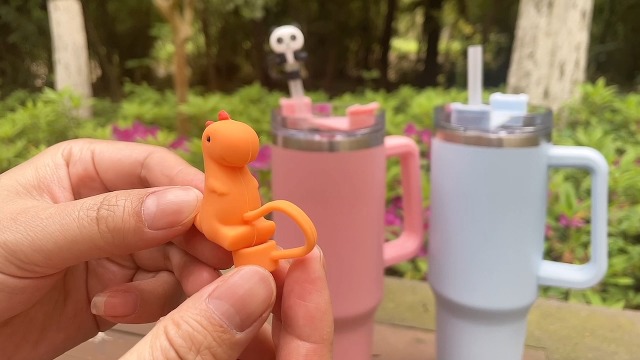 Lmotfor Lot De 6 Capuchons De Paille En Silicone Pour Gobelet Stanley De 10 Mm Et 1280 Ml Avec Poignée - Accessoires De Paille